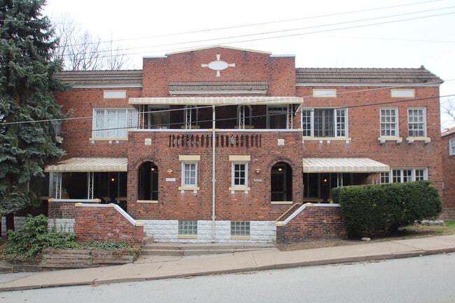 Building Photo - 8001 Saint Lawrence Ave