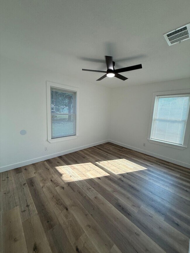 Foto del edificio - Gorgeous all renovated Home in Pasadena, TX!.