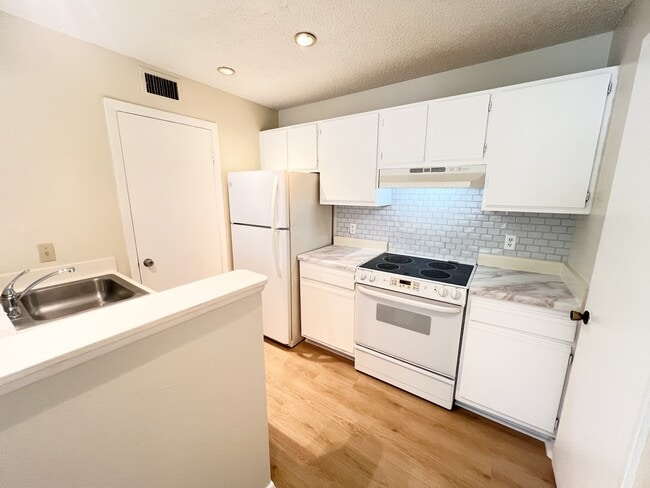 Photo - 4581 W McNab Rd Townhome