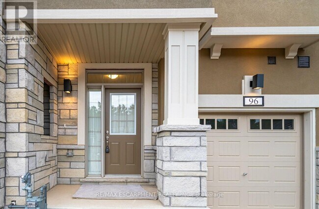 Photo du bâtiment - 305 Garner Rd W