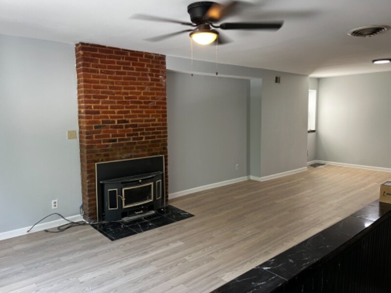 Primary Photo - 1237 S Clinton St