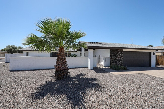 Foto del edificio - 3001 W Mercer Ln