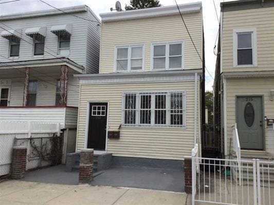 Building Photo - 213 Nunda Ave