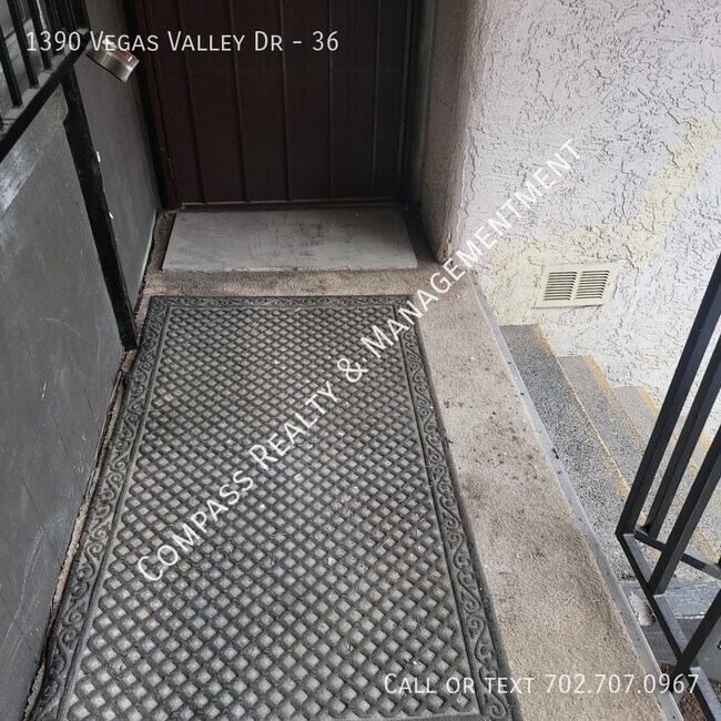 Foto del edificio - Beautiful 1 Bedroom Condo Near The Strip