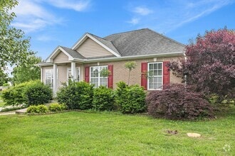 Building Photo - 5009 Legacy Dr