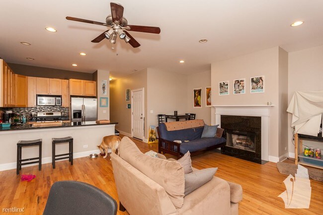 Foto del edificio - 2 br, 2 bath Condo - 1533 N Western Ave