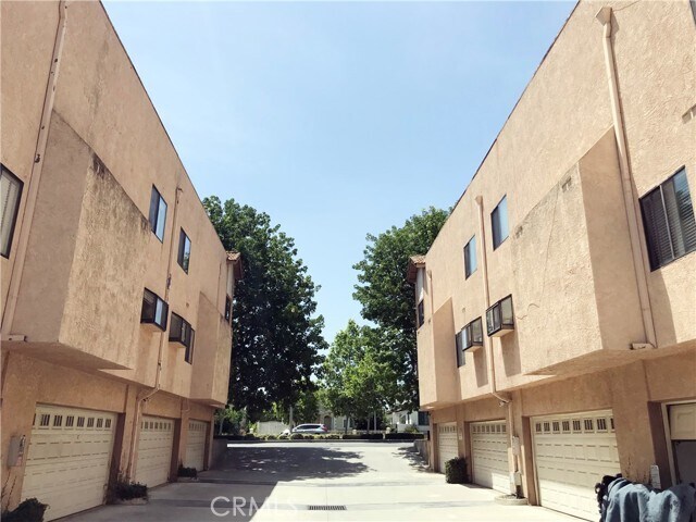 Foto del edificio - 6236 Rosemead Blvd