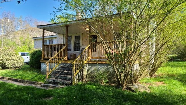 Building Photo - 332 Lytle Cove Rd