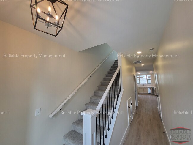 Foto del edificio - 487 Easy St