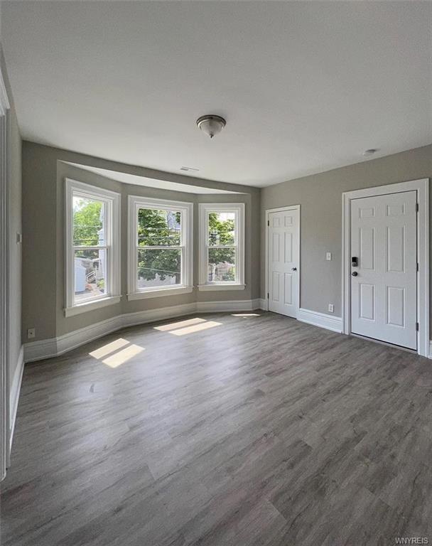 Building Photo - 355 Plymouth Ave