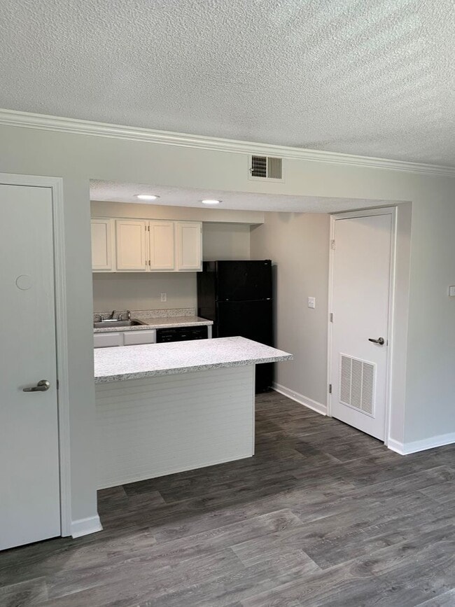 The Vibe 8035 Apartments 11428 Forest Ave Clive, IA