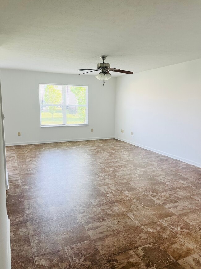 Living Room - 4829 Penoyer Ln