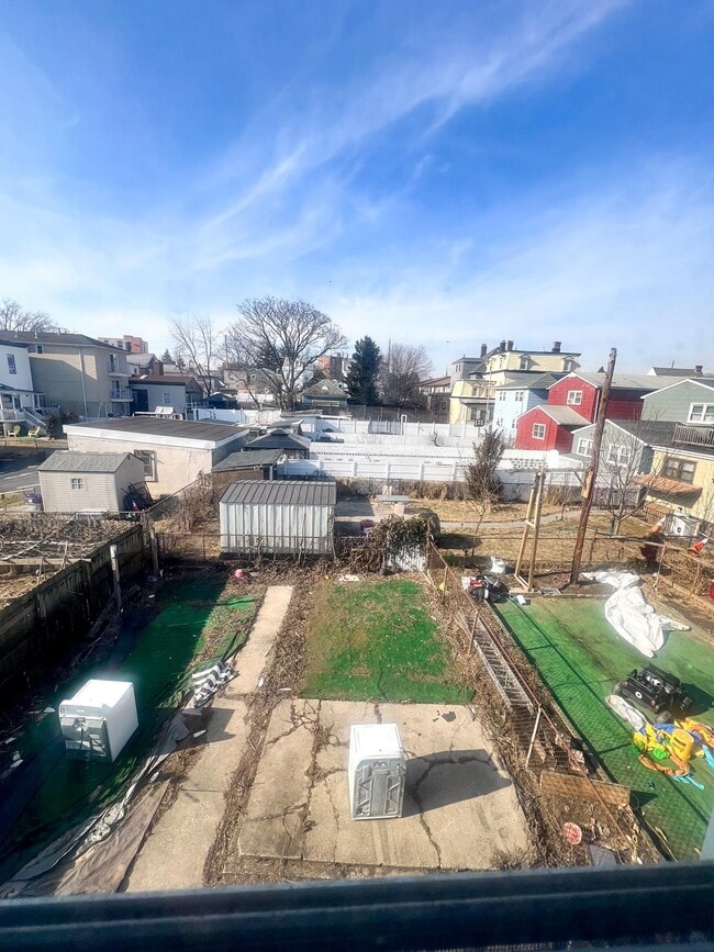 Building Photo - 331 Princeton Ave