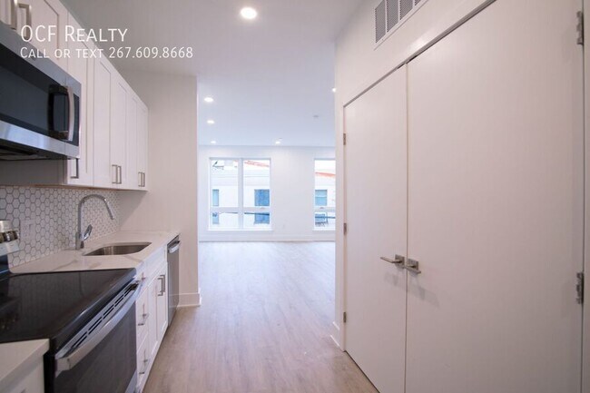 Foto del edificio - 1325 N Lee St