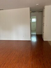Cozy 2 Bedroom House with a 2 Car Garage