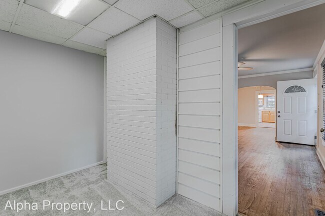 Foto del edificio - 3 br, 2 bath House - 20 Eastview Dr