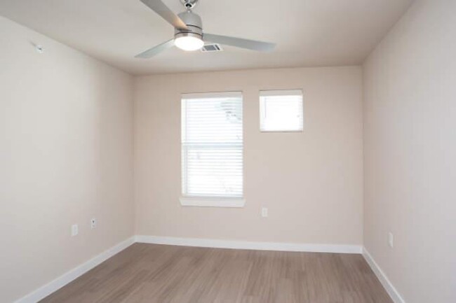 Foto del edificio - 1 bedroom in Austin TX 78704