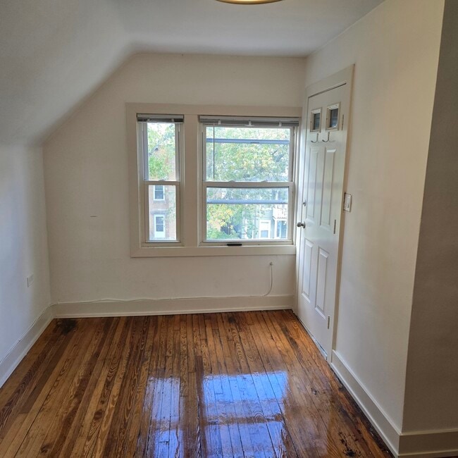 Building Photo - 4137 N Bernard St