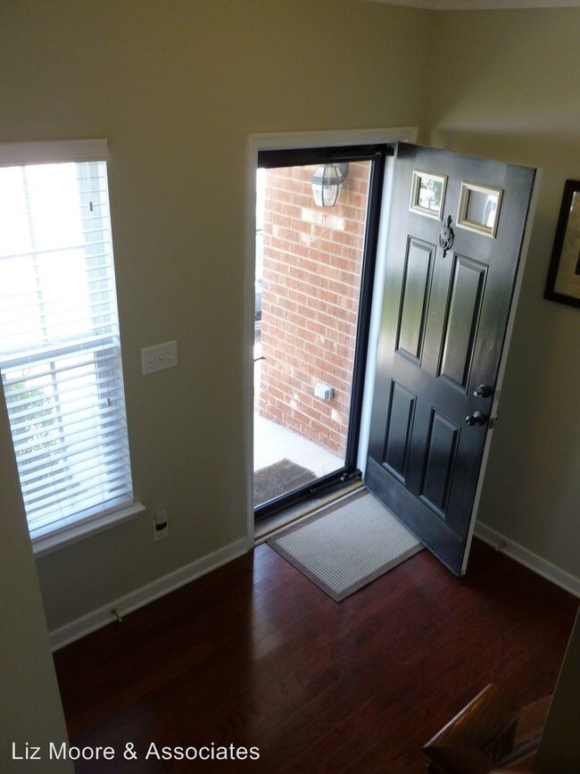 Building Photo - 3 br, 2.5 bath House - 4615 Noland Boulevard