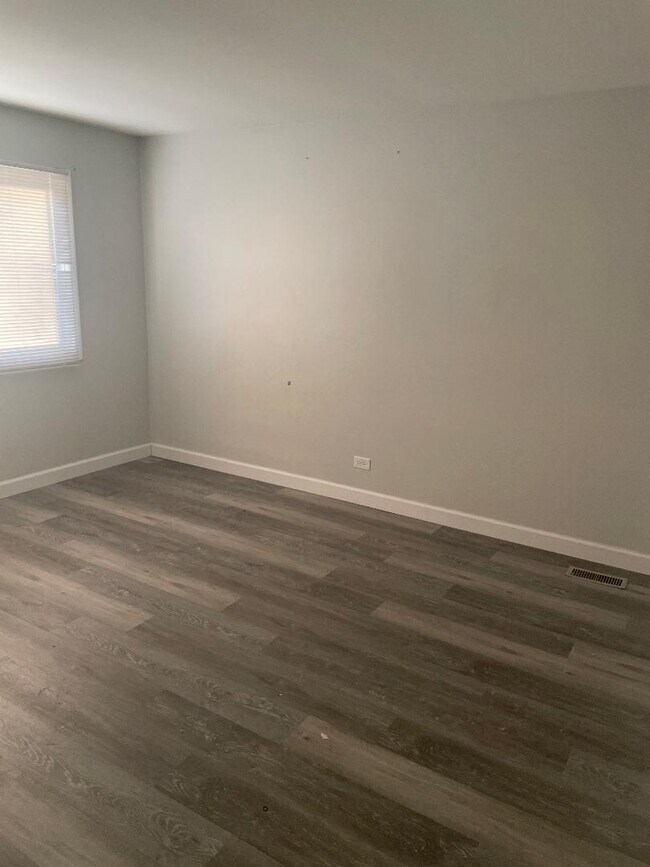 Foto del edificio - 146 Briarwood Ct