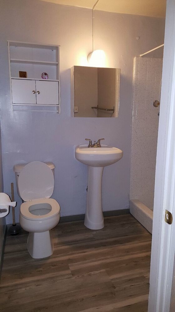 Building Photo - 2618 N Edith Blvd Unit 2