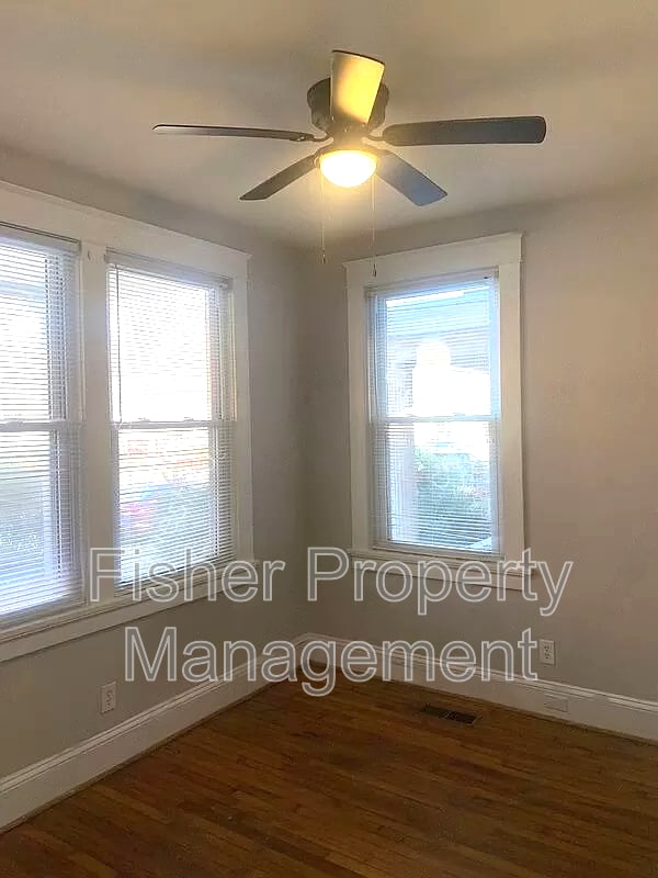 Photo - 1514 Bainbridge St Apartment