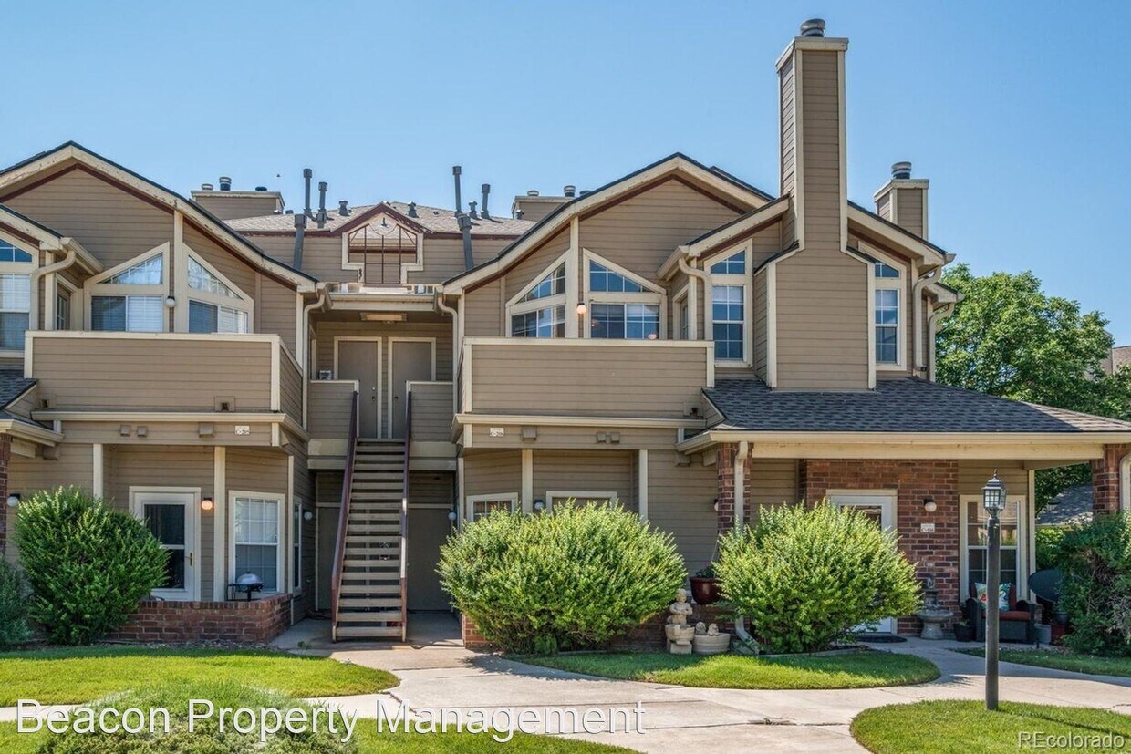 1 br, 1 bath House 4760 S Wadsworth Blvd... House Rental in