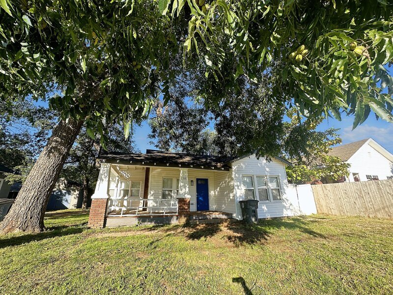 Primary Photo - 528 S 49th W Ave