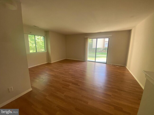 Foto del edificio - 1405 Britton Pl