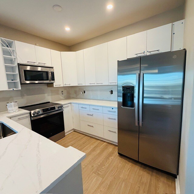 Foto del edificio - Daniels Landing Condos