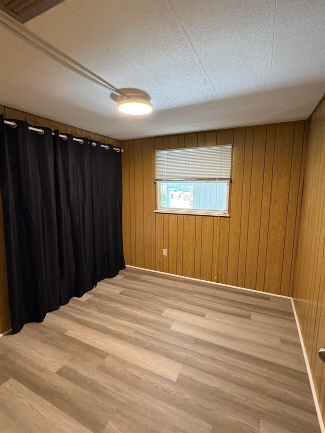 Building Photo - 892 Palermo Rd