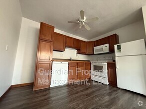 Building Photo - 1135 N College Dr