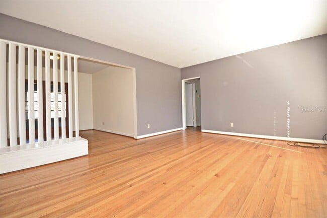 Building Photo - 1337 Cumbie St