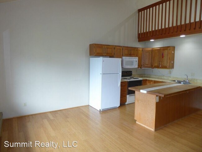 Building Photo - 1 br, 1 bath House - 2531 David St 38