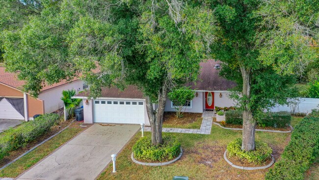 Building Photo - 17823 Cranbrook Dr