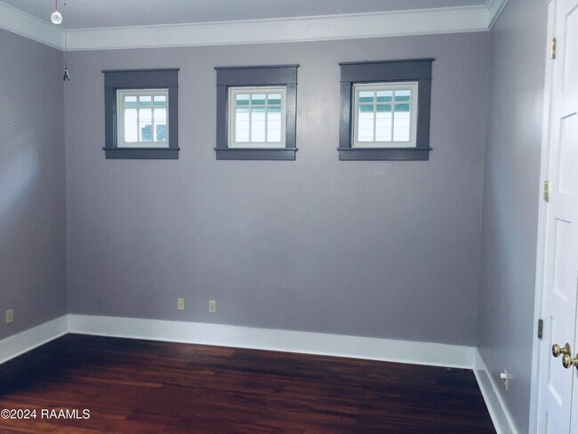 Foto del edificio - 307 Founders St