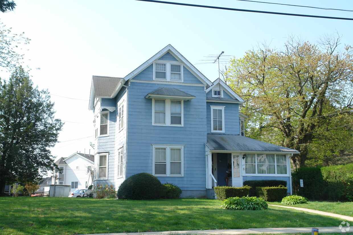 Foto del edificio - 124 Franklin Ave