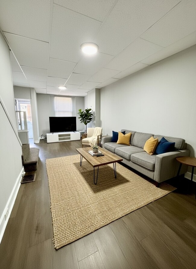 Photo - 252 E Cambria St Townhome