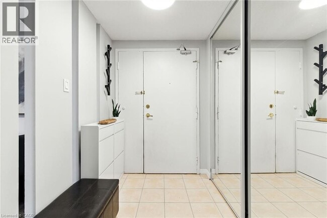 Photo du bâtiment - 6720 Glen Erin Dr