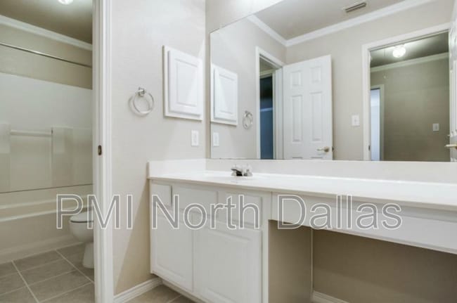 Photo - 7001 Van Gogh Dr House