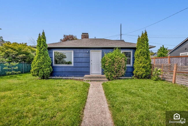 Building Photo - 10107 33rd Ave SW