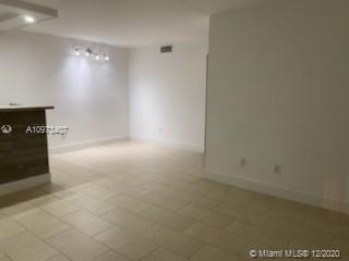 Foto del edificio - 2500 W 67th Pl