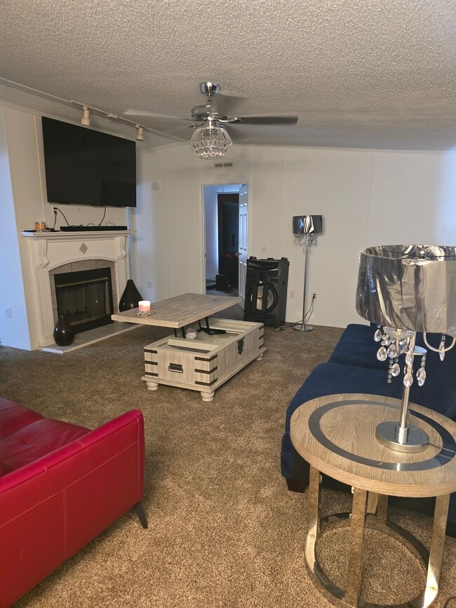 Foto del edificio - 1269 Ira B Tart Rd