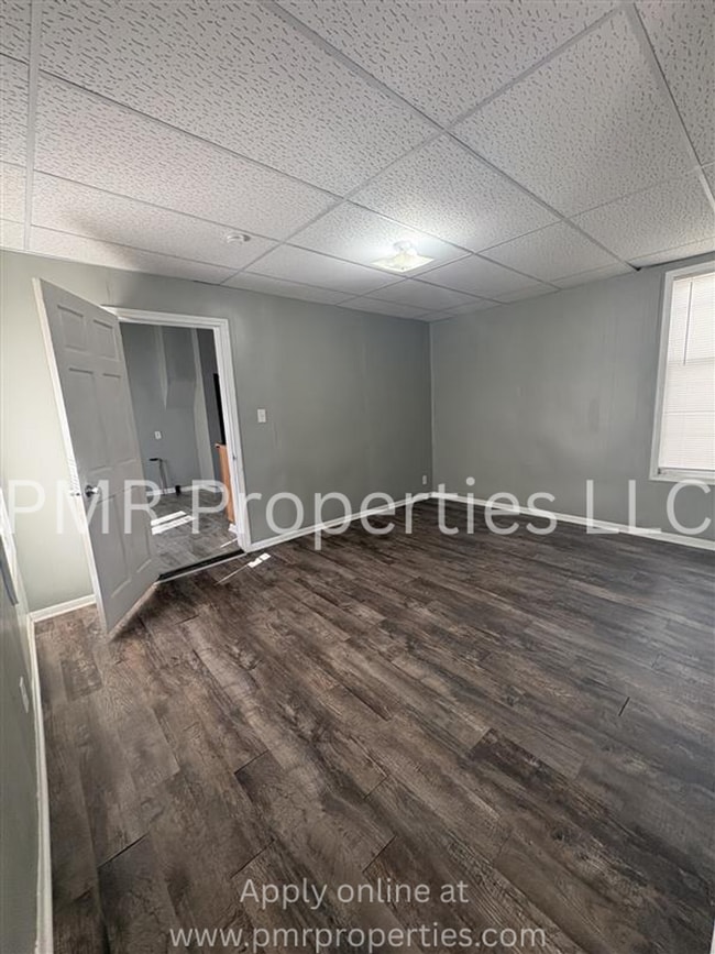 Building Photo - 1 Bedroom/ 1 Bathroom House