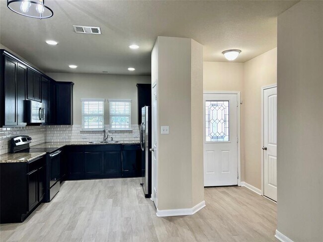 Foto del edificio - 918 Lost Pines Ln