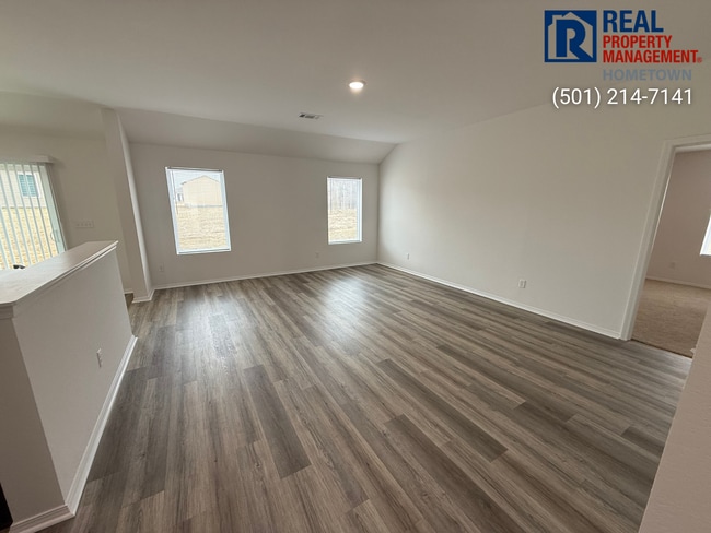 Building Photo - 1281 Meadows Dr