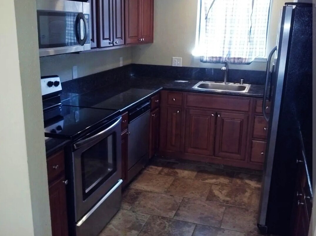 Foto principal - 59 Derow Ct