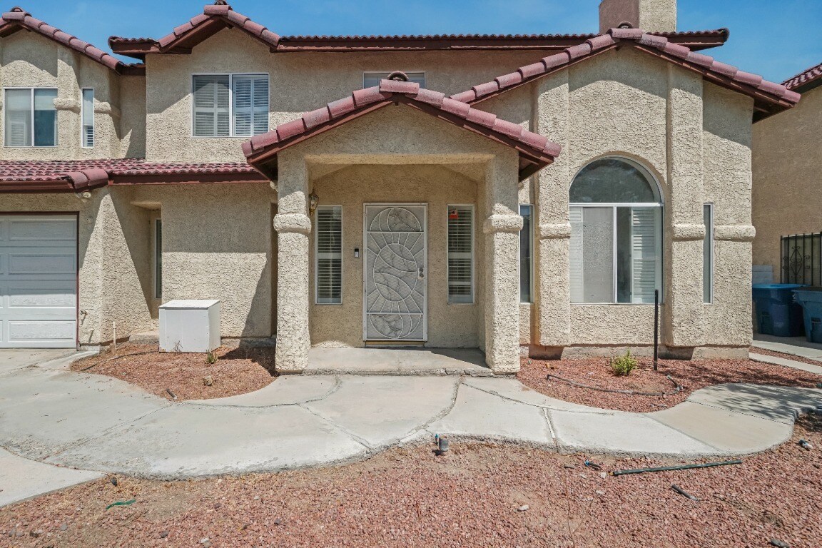 Foto principal - 3052 Carlotta Cir