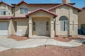 Building Photo - 3052 Carlotta Cir