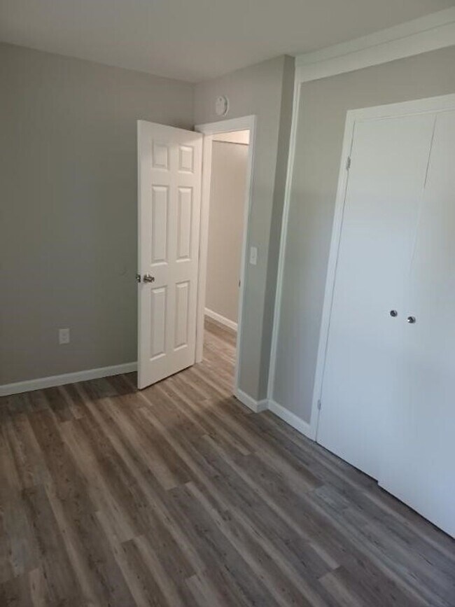 Foto del edificio - 3 Bedroom home in quiet southwest neighbor...